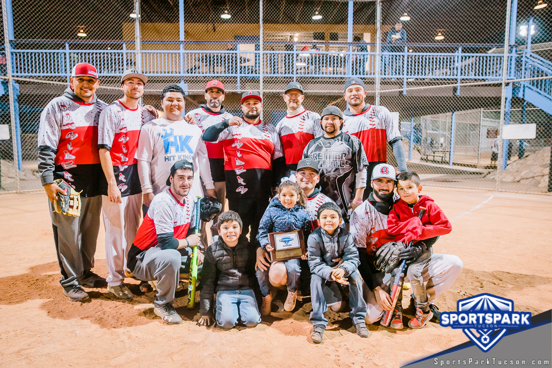 Softball Fri Men's 10v10 - E Champions