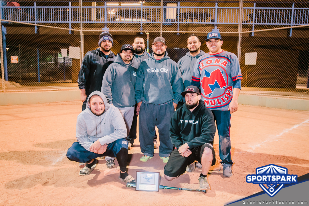 Softball Fri Men's 10v10 - D Champions