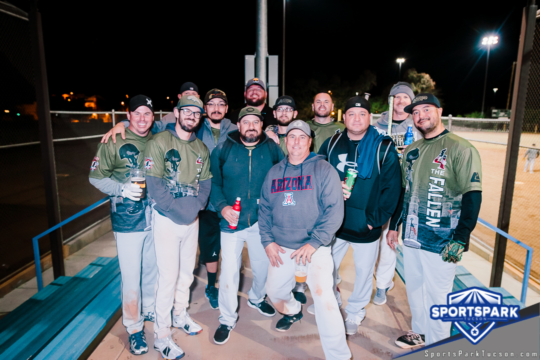 Softball Sun Men's 10v10 - E, Team: Band Of Brothers