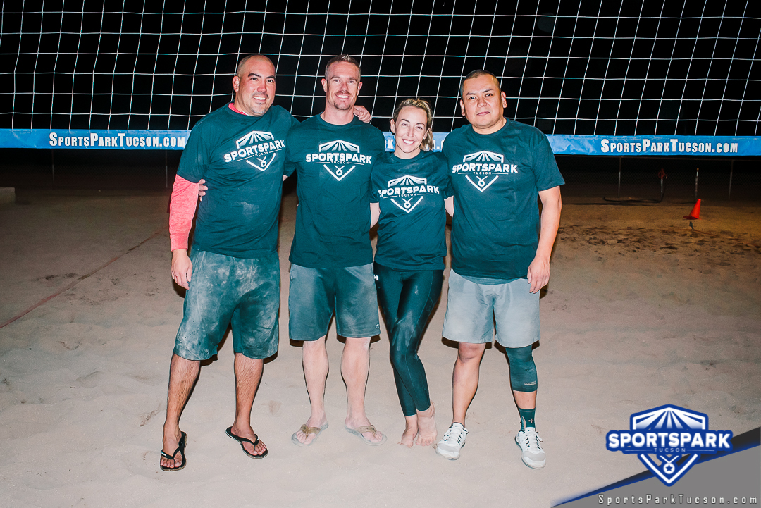 Volleyball Mon Co-ed Lite 4v4 - A/B Champions